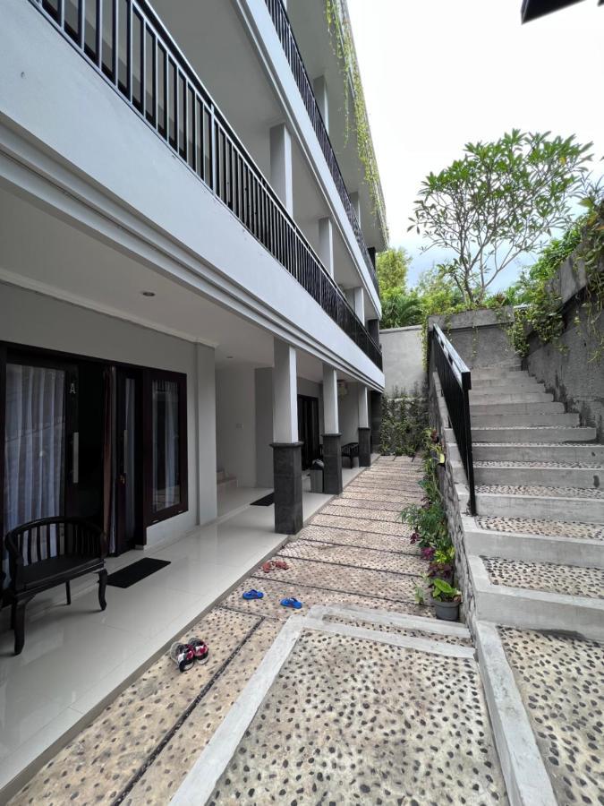 Green Hill Inn Jimbaran  Bagian luar foto