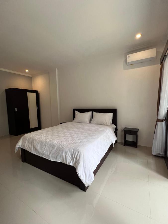 Green Hill Inn Jimbaran  Bagian luar foto